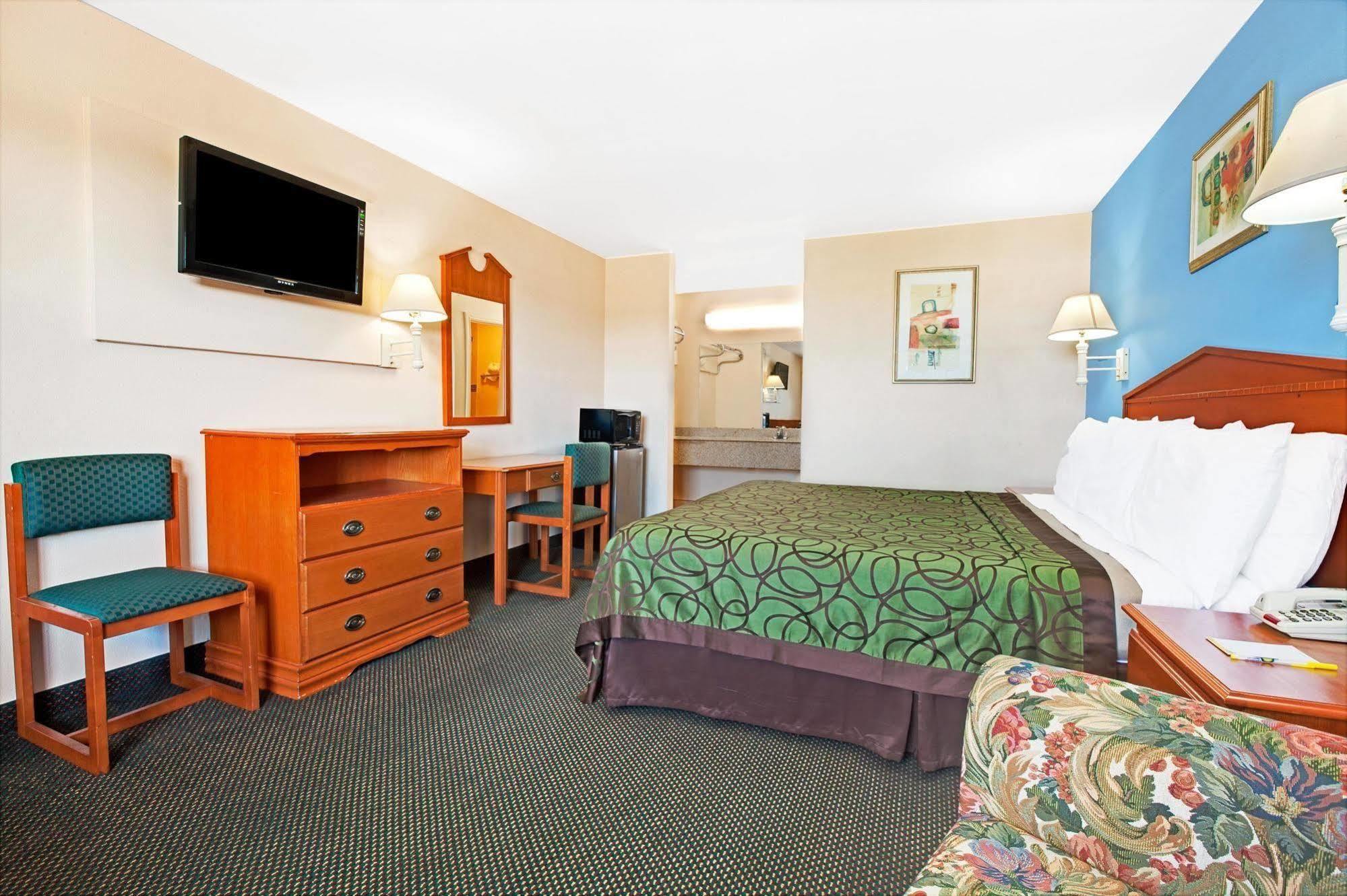 Hotel Super 8 By Wyndham Terrell Exteriér fotografie